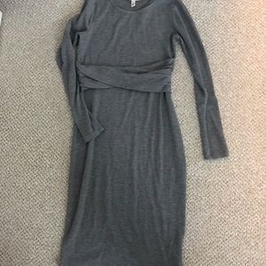 Lot of four maternity dresses
